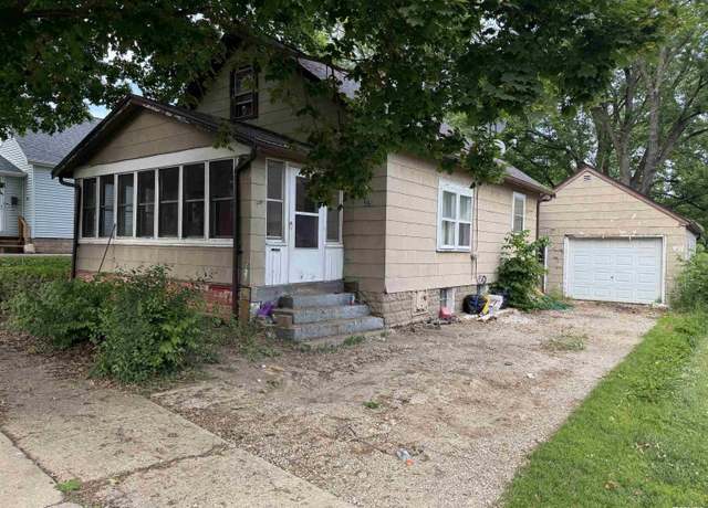 Property at 405 Hamilton St, Washington, IL 61571, 3 beds, 1 bath