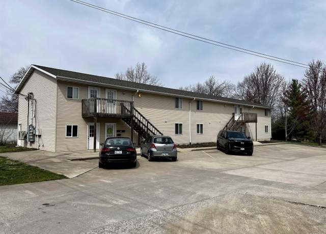 Property at 605 W Orchard St, Macomb, IL 61455, 12 beds, 4 baths