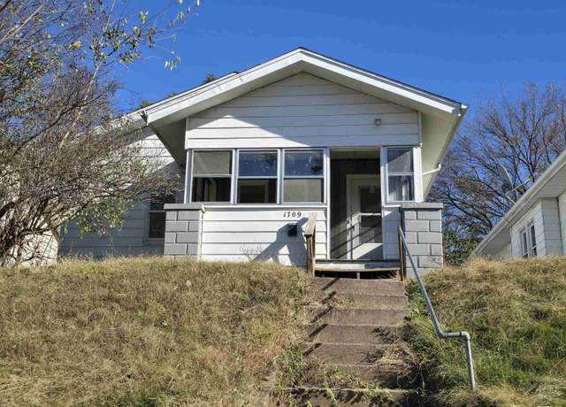 Property at 1709 5th St, Rock Island, IL 61201, 2 beds, 1 bath