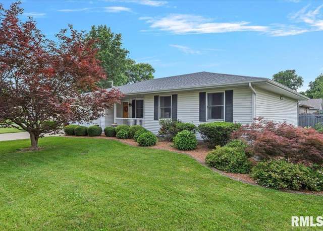 Property at 200 N Harris St, Auburn, IL 62615, 3 beds, 2 baths