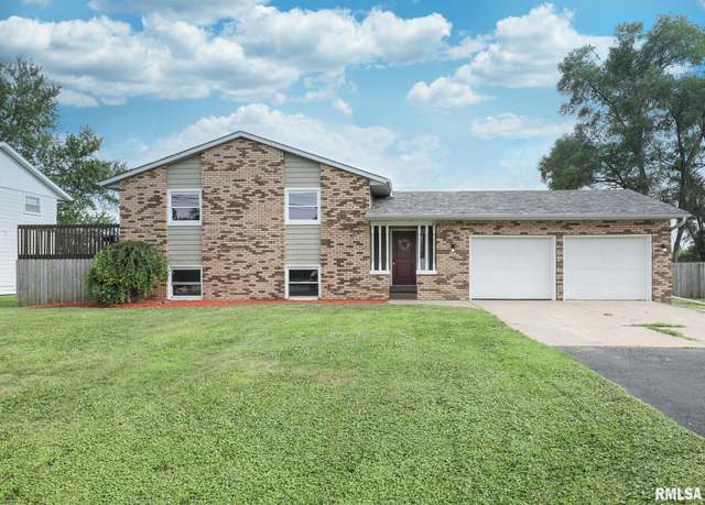 Property at 4240 4th Ave, East Moline, IL 61244, 4 beds, 3 baths