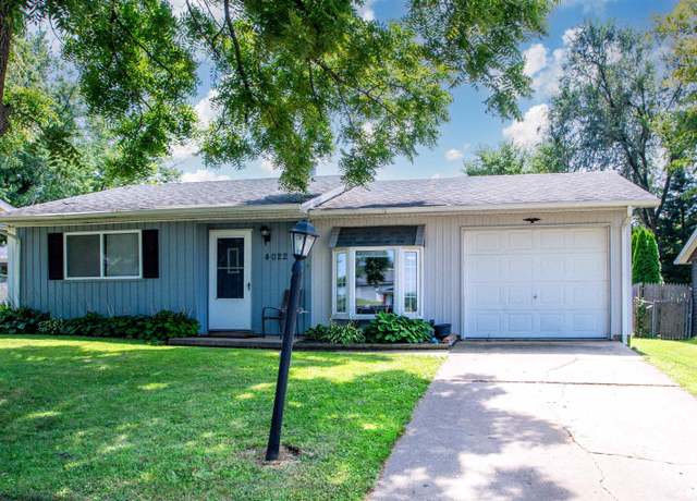 Property at 4022 W Creighton Ter, Peoria, IL 61615, 3 beds, 1 bath