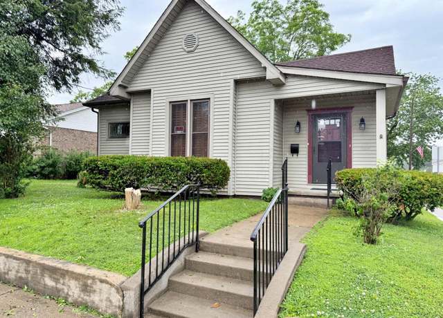 Property at 500 Metropolis St, Metropolis, IL 62960, 2 beds, 1.5 baths