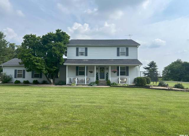 Property at 118 Edlen Ln, Jacksonville, IL 62650, 4 beds, 2.5 baths