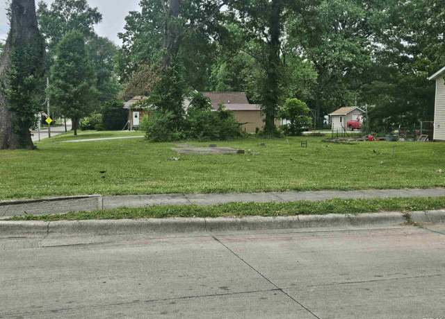Property at 0000 S Duquoin St, Benton, IL 62812