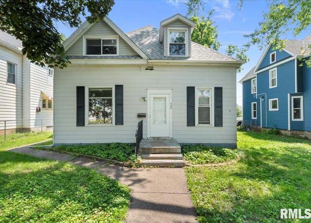 Property at 723 W 17th St, Davenport, IA 52804, 6 beds, 1.5 baths
