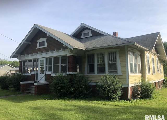 Property at 541 E Bearstown St, Virginia, IL 62691, 2 beds, 1 bath