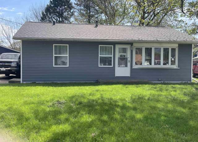 Property at 1134 N Coronado Dr, Peoria, IL 61604, 3 beds, 1 bath