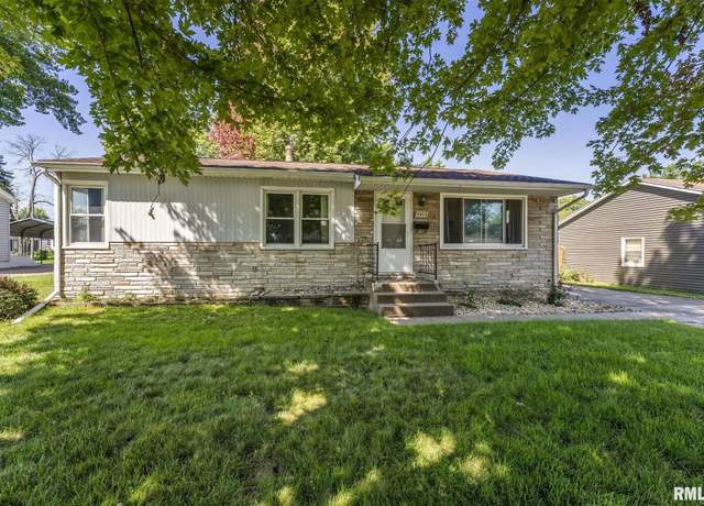 Property at 2012 N Ohio Ave, Davenport, IA 52804, 3 beds, 1.5 baths