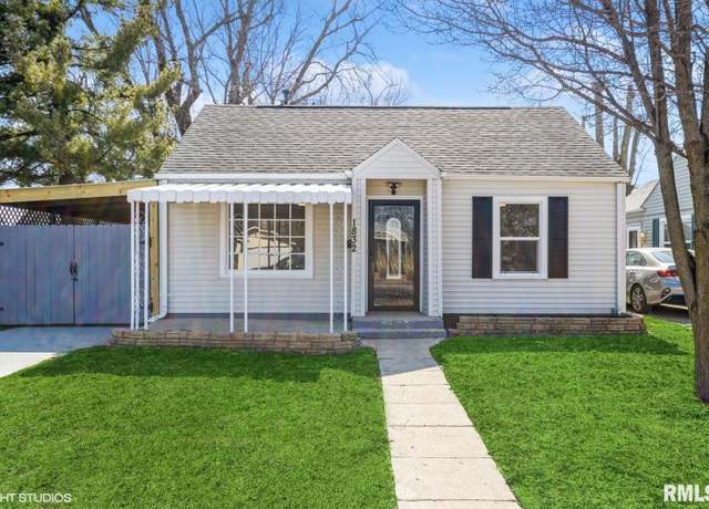 Property at 1832 E Keys Ave, Springfield, IL 62702, 2 beds, 1 bath