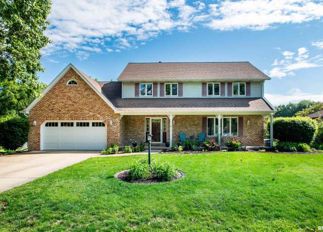 Property at 314 E White Oak Ct, East Peoria, IL 61611, 4 beds, 2.5 baths