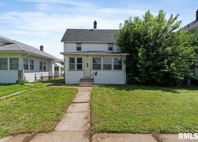 Property at 1529 32nd St, Rock Island, IL 61201, 3 beds, 1 bath