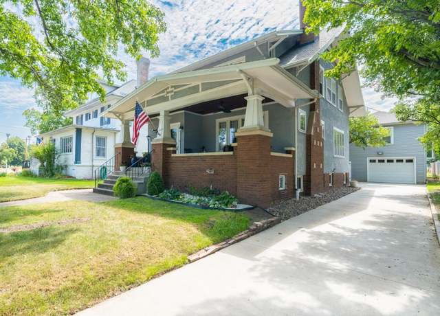 Property at 1448 Park Ave, Pekin, IL 61554, 3 beds, 2 baths
