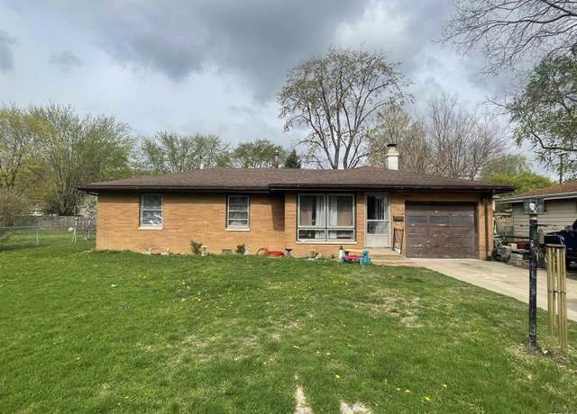 Property at 10515 N Washington St, Mossville, IL 61552, 3 beds, 1 bath