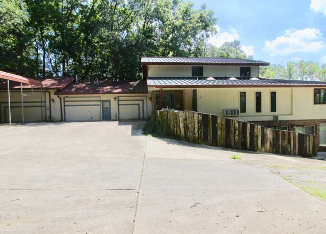 Property at 4121 N Koerner Rd, Peoria, IL 61614, 3 beds, 5 baths