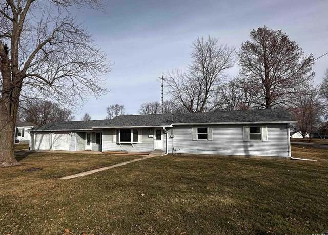 Property at 533 E Prairie St, Virden, IL 62690, 3 beds, 1.5 baths