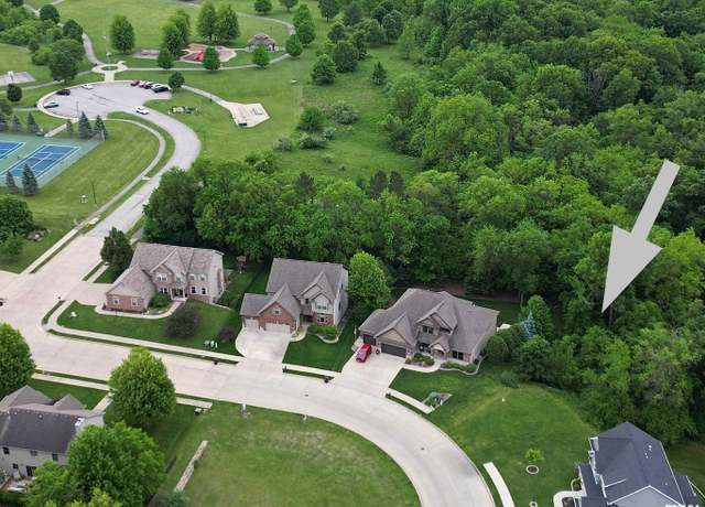 Property at 6711 N Water Oak Dr, Edwards, IL 61528