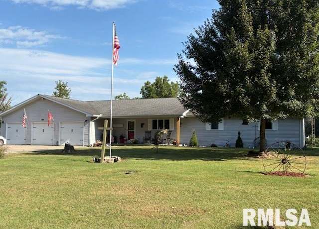 Property at 605 W George St, Ava, IL 62907, 4 beds, 3 baths