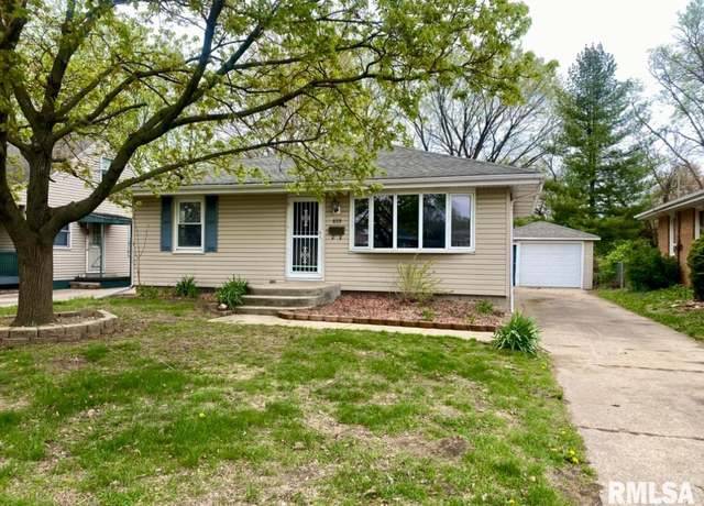 Property at 619 W Shore Dr, Pekin, IL 61554, 3 beds, 1 bath