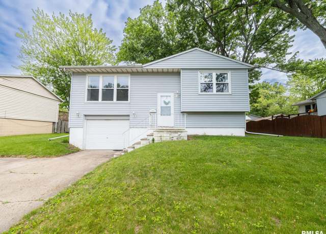 Property at 1402 Lincoln Rd, Marquette Heights, IL 61554, 2 beds, 1.5 baths