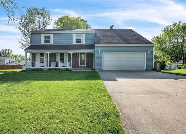 Property at 522 Edwards Ave, Galesburg, IL 61401, 4 beds, 2.5 baths