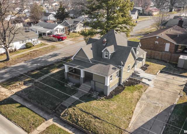 Property at 913 N State St, Marion, IL 62959, 4 beds, 2 baths