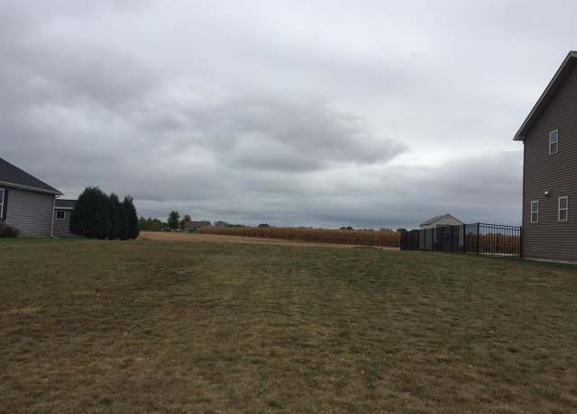 Property at 1312 W River Birch Dr, Chillicothe, IL 61523