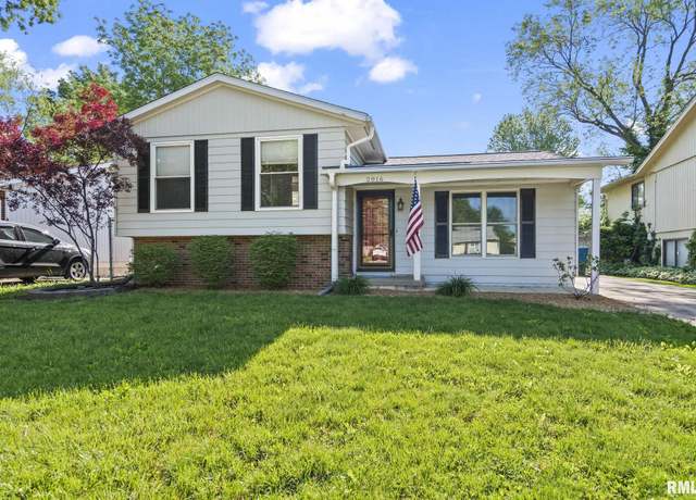 Property at 2016 Stonehenge Rd, Springfield, IL 62702, 3 beds, 2 baths
