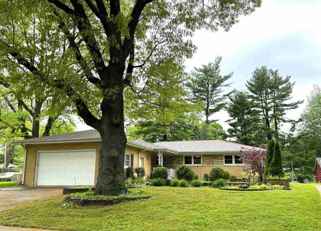 Property at 2147 Barberry Dr, Springfield, IL 62704, 3 beds, 2.5 baths