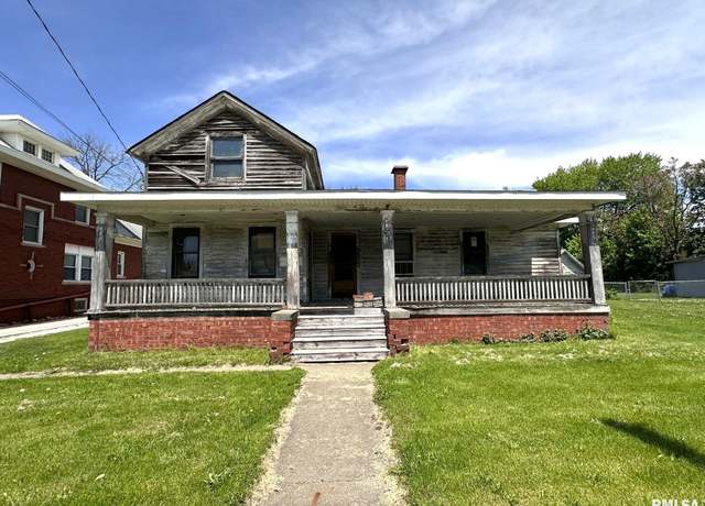 Property at 1309 E Main St, Galesburg, IL 61401, 2 beds, 1 bath