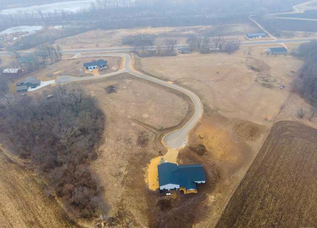 Property at 4038 Rock Creek Ct, Camanche, IA 52730