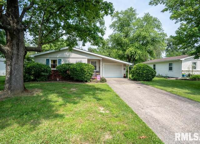 Property at 705 S Hadfield St, Marion, IL 62959, 3 beds, 1 bath