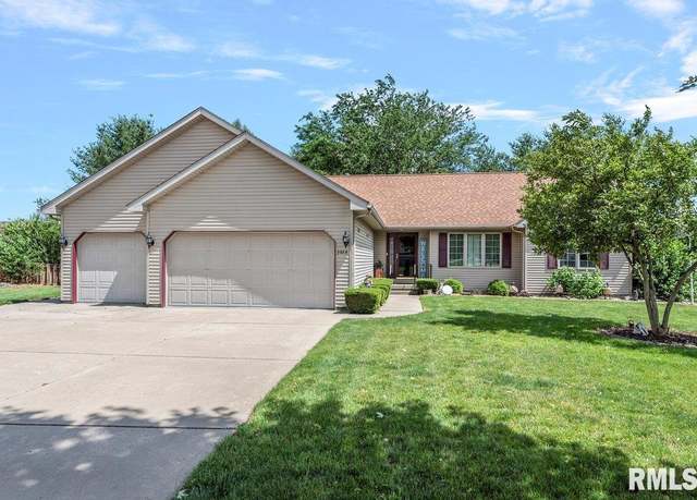 Property at 3029 Springwood Dr, Springfield, IL 62712, 3 beds, 2 baths