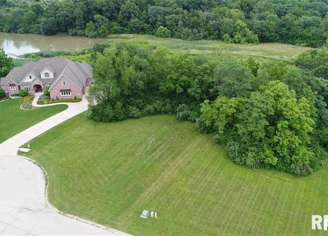 Property at 1616 Grandlake Ct, Pekin, IL 61554