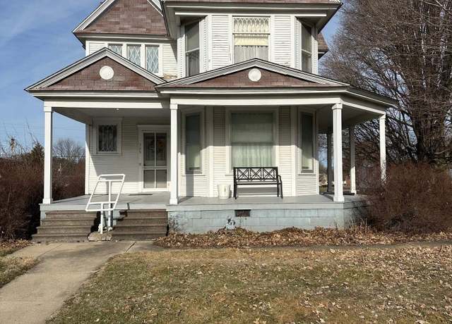 Property at 305 Carlin St, Morrisonville, IL 62546, 4 beds, 2 baths