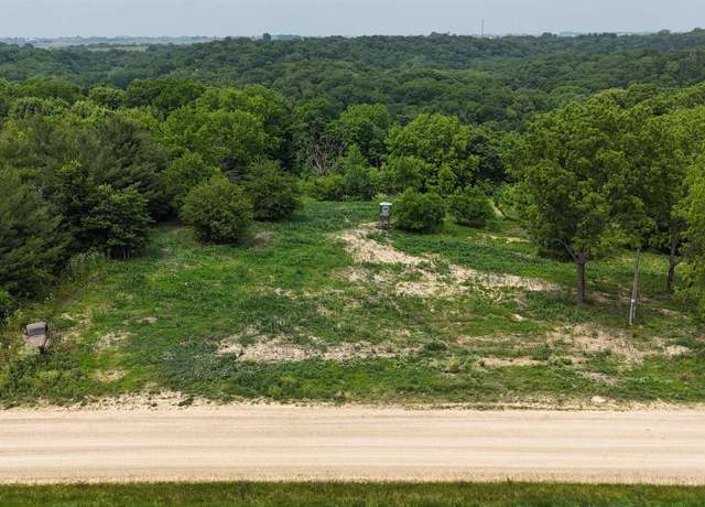 Property at 4456 115th St, Clinton, IA 52732