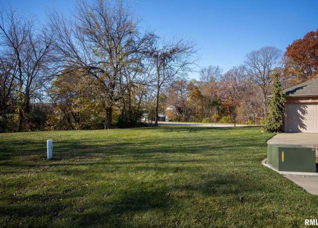 Property at 110 Susan Ct, East Peoria, IL 61611