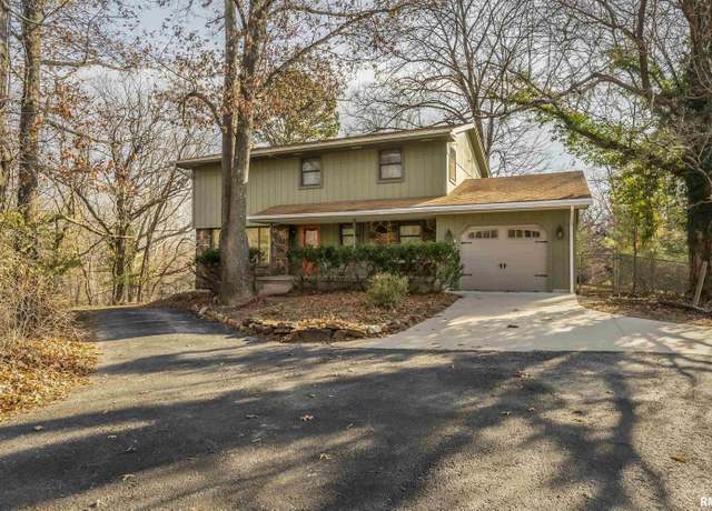 Property at 36 Rushing Rd, Carbondale, IL 62901, 5 beds, 2.5 baths