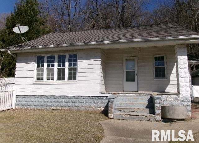 Property at 4103 W Southport Rd, Peoria, IL 61615, 2 beds, 1 bath