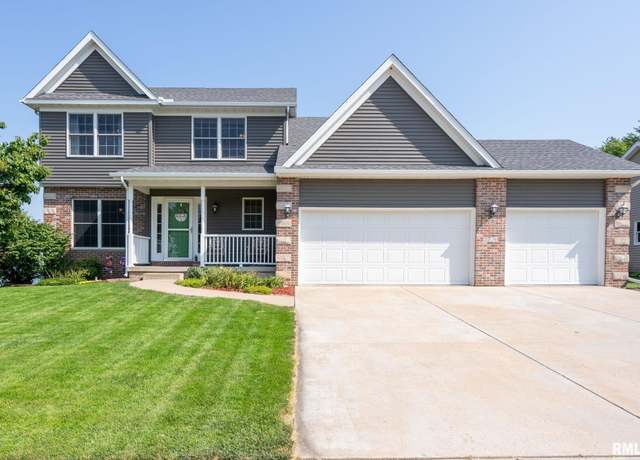 Property at 2730 E 58th St, Davenport, IA 52807, 4 beds, 2.5 baths