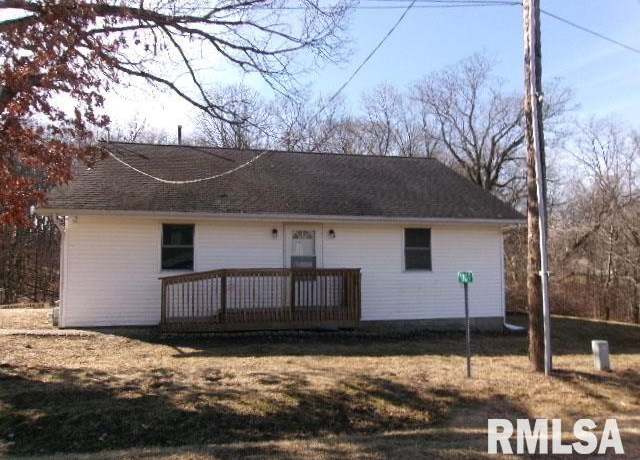 Property at 1309 N Woodland Ln, Metamora, IL 61548, 2 beds, 1 bath
