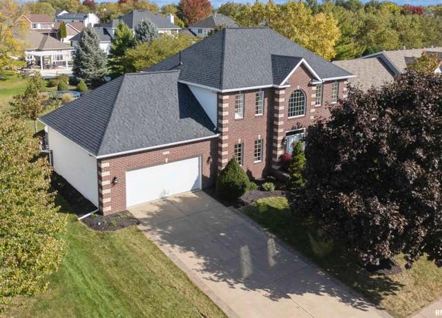 Property at 3632 E 60th Ct, Davenport, IA 52807, 3 beds, 3.5 baths