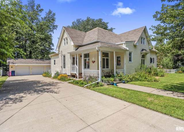 Property at 605 N College Ave, Aledo, IL 61231, 3 beds, 2 baths