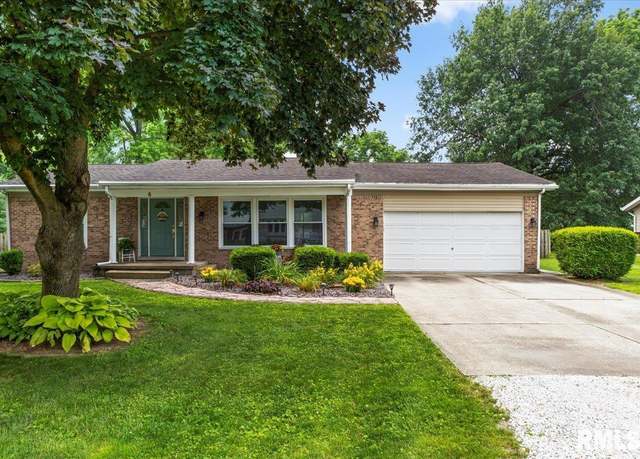 Property at 6 Penacook Dr, Rochester, IL 62563, 3 beds, 2 baths