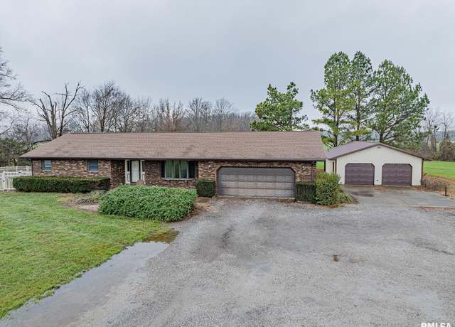 Property at 6771 County Highway 23 Rd, Ashley, IL 62808, 3 beds, 3 baths
