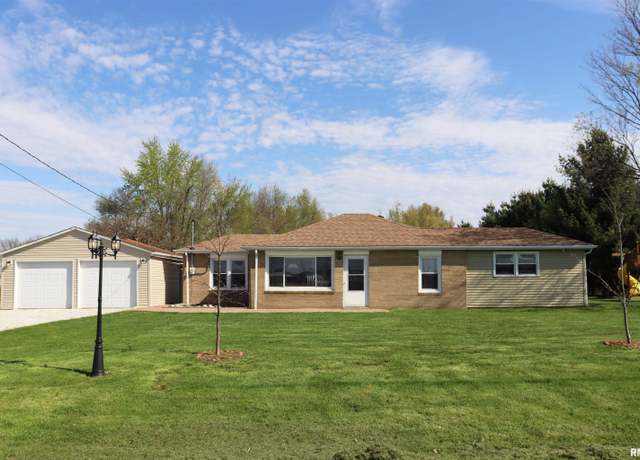 Property at 9921 W Maple Ridge Rd, Mapleton, IL 61547, 2 beds, 1 bath