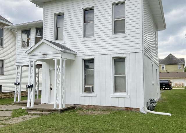 Property at 557 S 6th Ave, Clinton, IA 52732, 5 beds, 3 baths