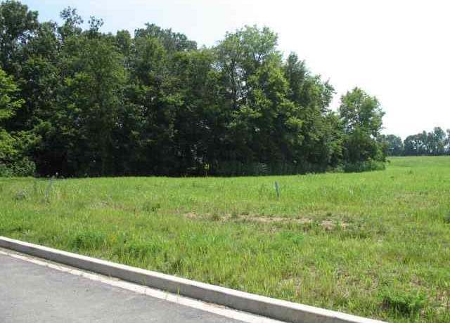 Property at 101 Amelia Dr, East Peoria, IL 61611