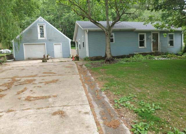 Property at 12708 69th Ave, Coal Valley, IL 61240, 3 beds, 1 bath