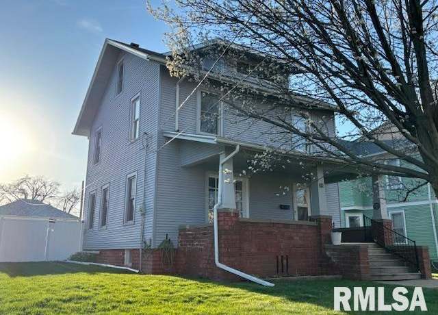 Property at 713 Henry St, Kewanee, IL 61443, 4 beds, 1 bath